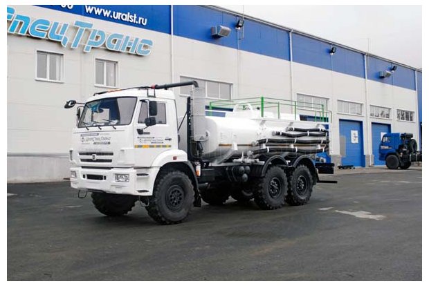 Автоцистерна нефтепромысловая АЦН-10