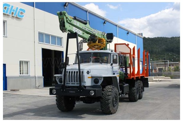 Автомобиль Сортиментовоз Урал с гидроманипулятором