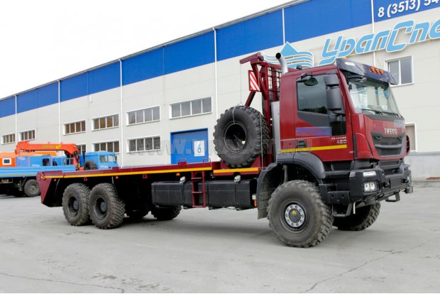Контейнеровоз Ивеко AMT 633940 (Булитовоз) (навесное оборудование)
