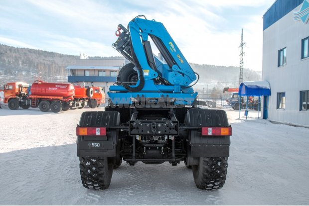 Седельный тягач с КМУ ИМ-240-04 УСТ 5453 МАЗ 6425Х9