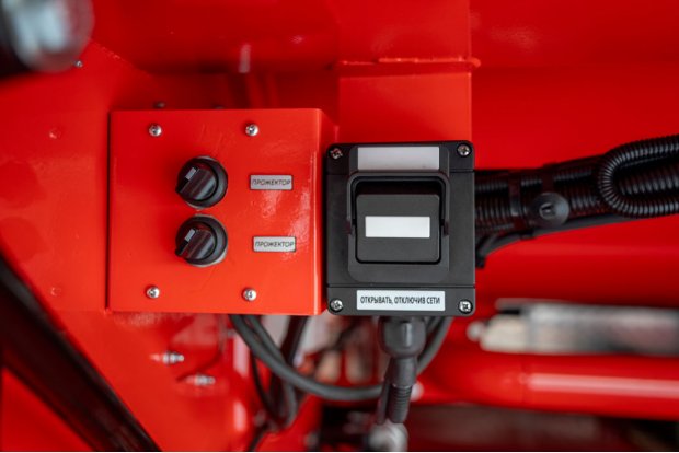 Управление освещением рабочей зоны