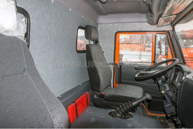 Кабина водителя автомобиля Камаз ПАРМ 43118-50