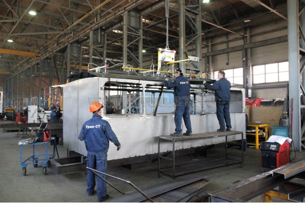 Автобус вахтовый 22+2 комфорт (нерж) УСТ 5453 Камаз 5350-66(D5)