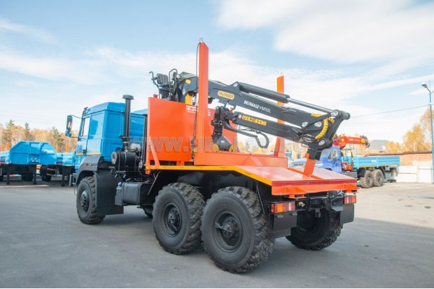  Лесовоз с манипулятором VM10L74 УСТ 5453 Урал 5557-82Е5 бескапот. сп.м 