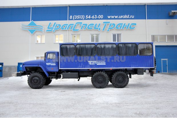 Автобус вахтовый Урал-3255-0022-61Е5 ГПА