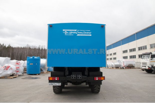 Автобус вахтовый 22 комфорт УСТ 5453 Урал 5557-4551-82 сп.м.