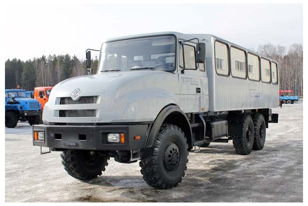 Вахтовый автобус Урал