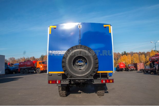 Автобус вахтовый Урал NEXT 3255-5013-71Е5