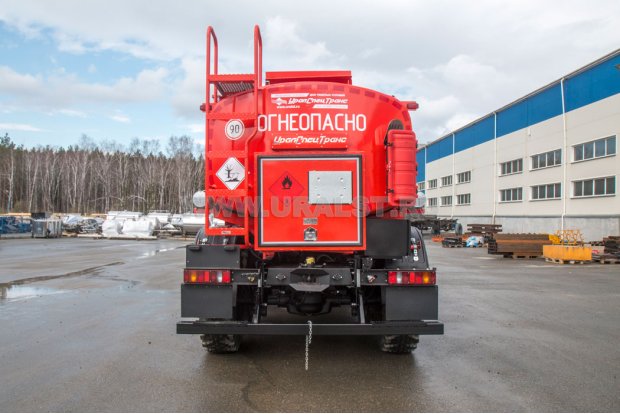 Автотопливозаправщик АТЗ-11-2 УСТ 5453 Урал NEXT 4320-74Е5Г38