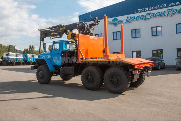 Лесовоз с манипулятором VM10L74 УСТ 5453 Урал М 5557-72Е5