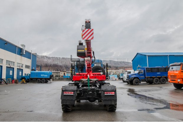 Седельный тягач с КМУ ИТ-150 (тросовый) УСТ 5453JA Камаз 53504-6030-50