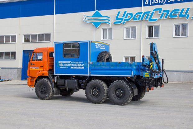 Грузопассажирский автомобиль УСТ Камаз ГПА с краном-манипулятором ИМ-55
