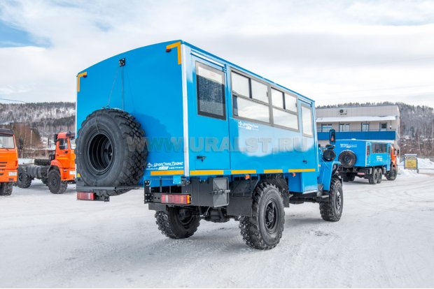 Автобус вахтовый Урал 32552-0013-61Е5