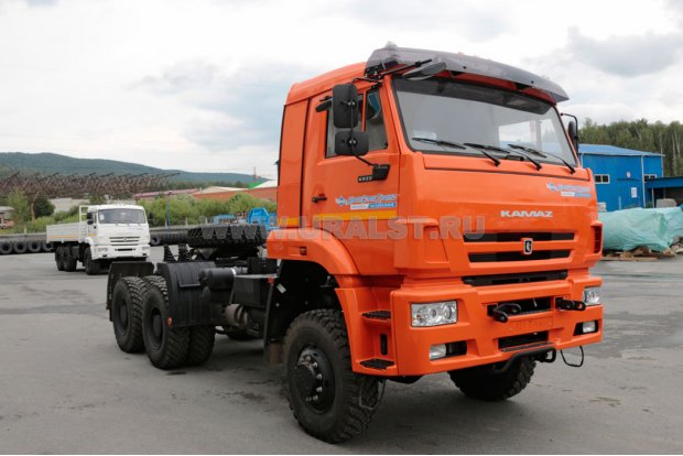 Седельный тягач Камаз 65225-6215-47(RT) сп. м.
