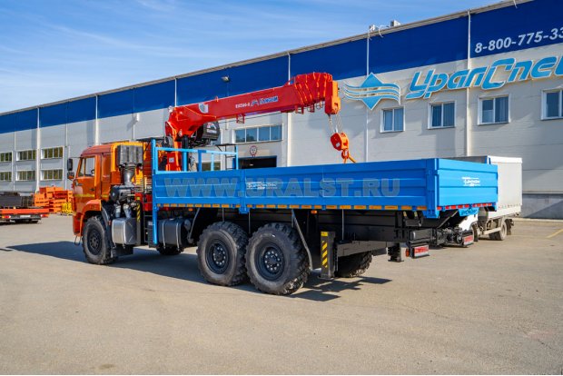 Бортовой автомобиль с КМУ KS-1256G-II (тросовый) УСТ 5453 Камаз 43118 сп.м