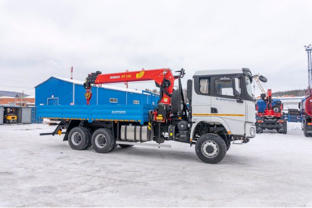 Бортовой автомобиль УСТ 5453 с КМУ ИТ-150 SHACMAN (ШАКМАН) SX32586V385 (6х6)