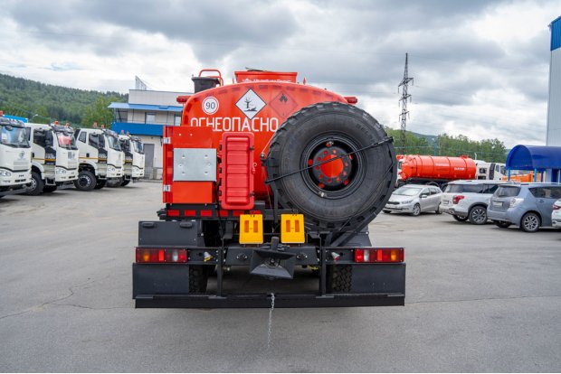 Автотопливозаправщик АТЗ-10Б УСТ 5453 Урал NEXT 5557-6151-72 доработка под ДОПОГ