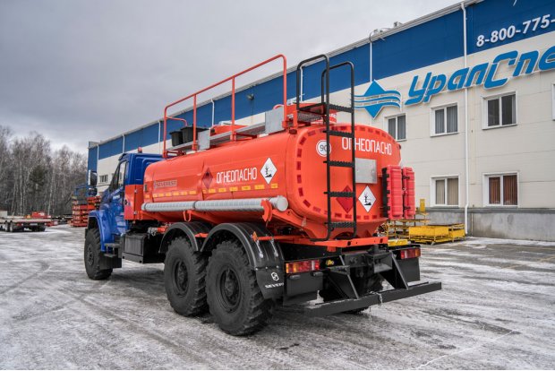 Топливозаправщик АТЗ-11-2Б УСТ 5453 Урал NEXT 4320-6951-72 доработка под ДОПОГ, УВЭОС