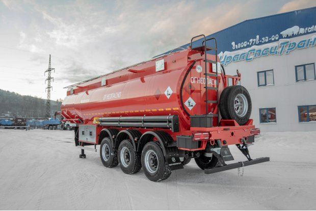 Бензовоз ППЦ 28К-32-3 (колымбак)