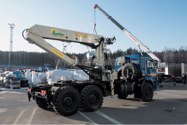 Седельный тягач с КМУ ИФ-300 УСТ 5453 Камаз 43118, сп.м
