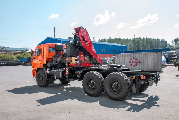 Седельный тягач с КМУ Fassi F245A.0.24 УСТ 5453 Камаз 43118, сп.м