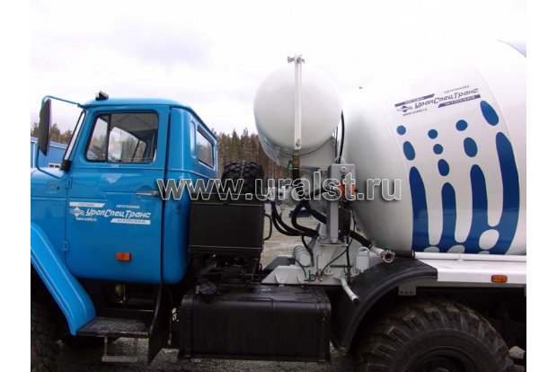 Автобетоносмеситель  58141a