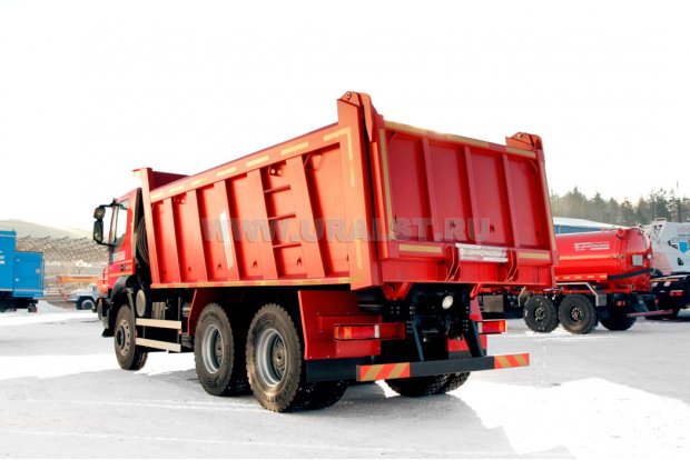 Автомобиль грузовой самосвал IVECO-AMT 653901