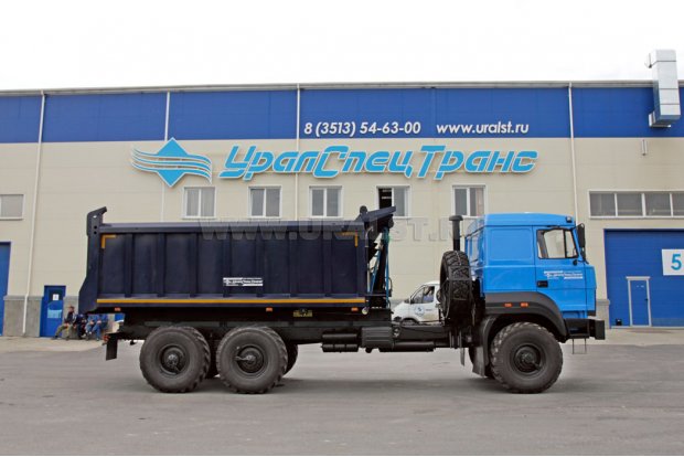 Самосвальный автомобиль Урал 4320-82МА12. Самосвальная навеска 16,6 куб. м