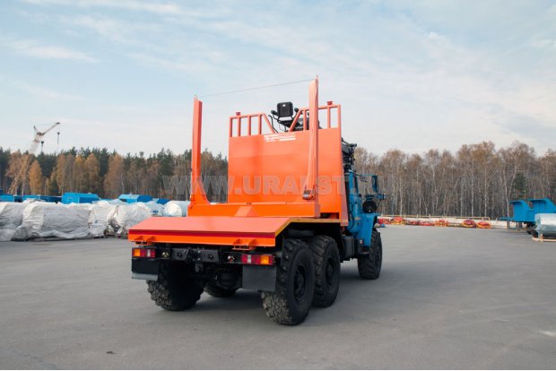 Лесовоз с ГМ VM10L УСТ 5453 Урал М 5557-72Е5