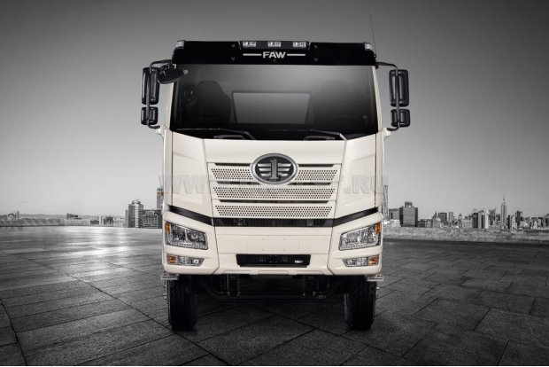Металловоз с VM10L74M FAW 3250 (6х4)