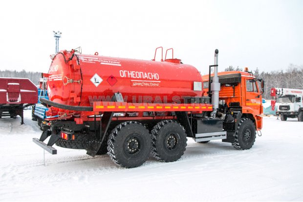 Автоцистерна вакуумная для нефтепродуктов АКН-11-ОД ВК УСТ 5453 Камаз 43118-50, доработка под ДОПОГ
