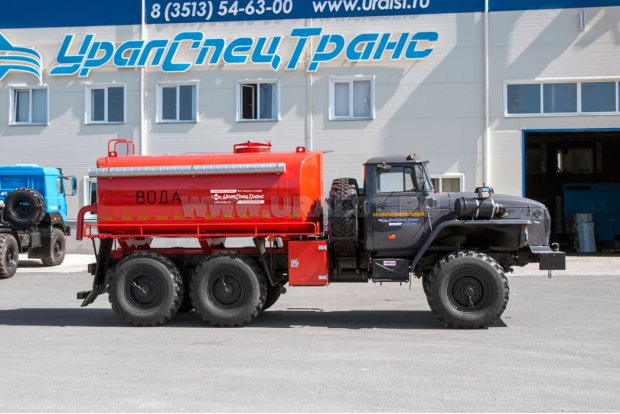 Автоцистерна для воды АЦПТ-8НО УСТ 5453 Урал 5557-1112-60 обогрев