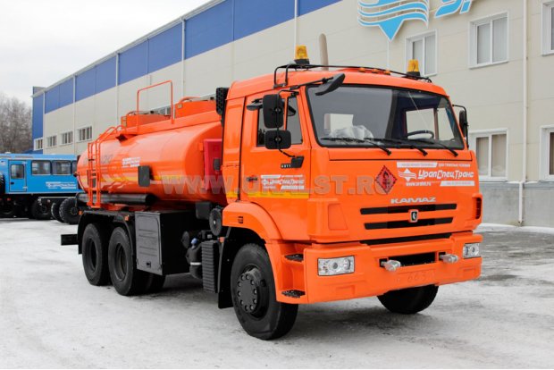 АЦ-10,45 КАМАЗ (6606-211-62)