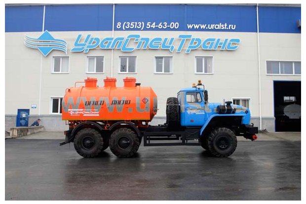 АЦ-6,5 3 Урал 4320Е5 отсека с насосом