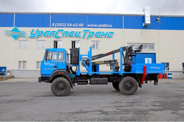 Сортиментовоз специальный с КМУ FARMI Forest 4067 Урал 43206