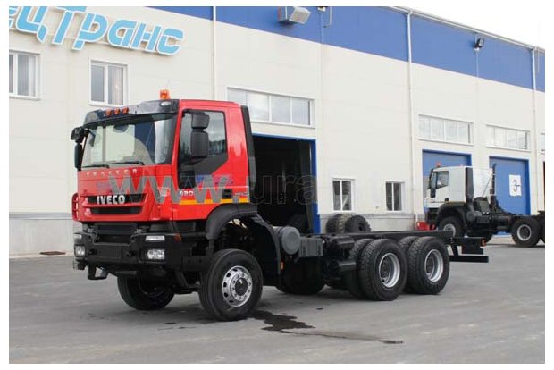 Ивеко Trakker AD380T42WH