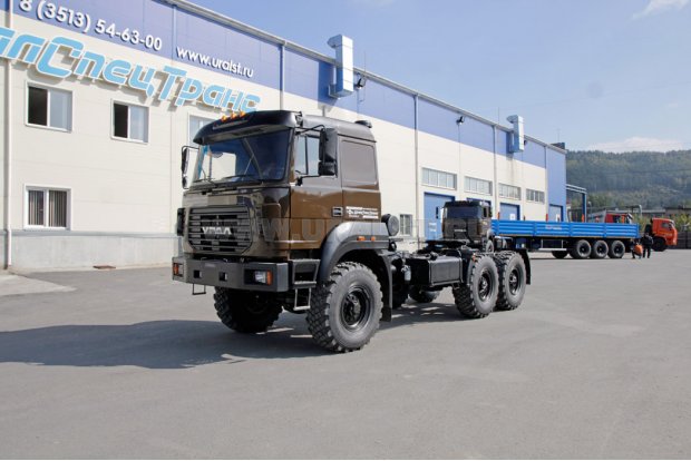 Седельный тягач УСТ 5453 Урал М 5557-80Е5 баки 500+210, сп.м.