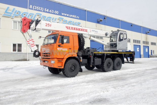 Автокран КС 55732 "Челябинец" КАМАЗ 43118 спальное место