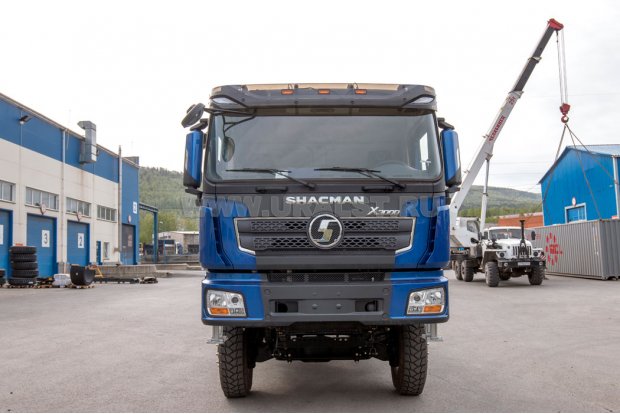 Контейнеровоз УСТ 5453 SHACMAN SX32586V384 6х4, база 4575мм (без бортов)