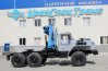 Седельный тягач Урал с краном-манипулятором