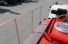 Площадка обслуживания со складным поручнем