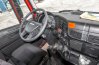 Приборная панель в кабине водителя