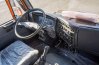 Приборная панель в кабине водителя