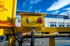 Приборы безопасности в корзине