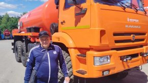 Купил автоцистерну АКН-10 КО-505 УСТ Камаз 43118, ДОПОГ, УВЭОС, ревизионный люк