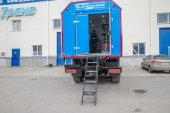 Дверь входная двухстворчатая
