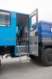 Вход с салон вахтового автобуса