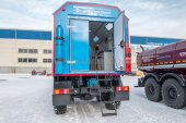 Дверь входная двухстворчатая
