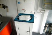 Стационарный напольный умывальник с подогревом воды (220 В)