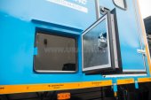 Люк для быстрого доступа к сварочному выпрямителю